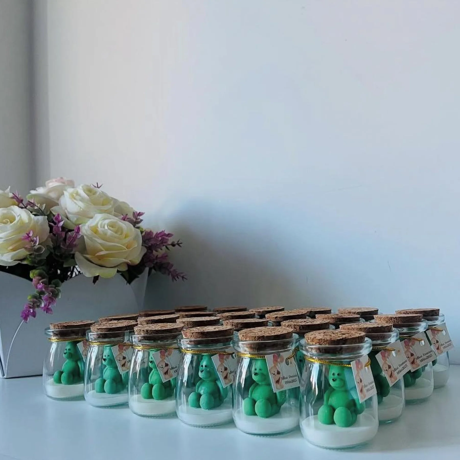 Marturii ceara soia handmade pentru evenimente speciale - Mărturii parfumate din ceară de soia - model ursulet – eleganță naturală pentru evenimente speciale