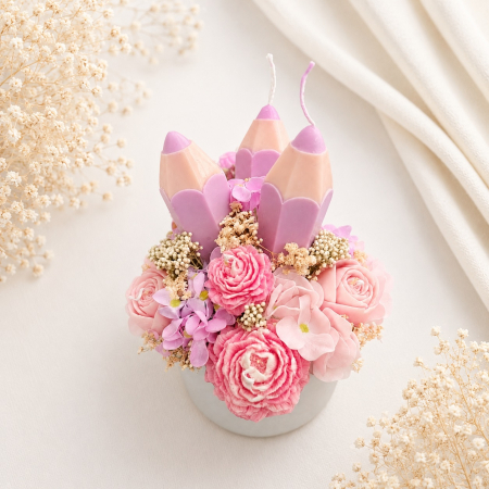 Aranjamente si decoratiuni florale - Aranjament floral din ceara de soia cu creioane
