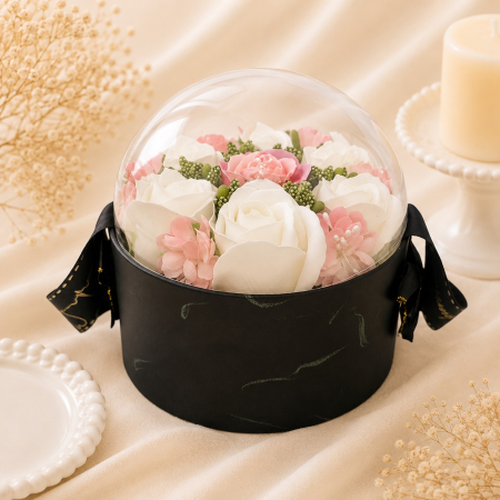 Cutie neagra dome cu capac si trandafiri de sapun [0]