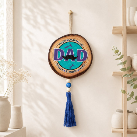 Alte Decoratiuni - Decoratiune din lemn rotunda cu ciucure albastru pentru Tata