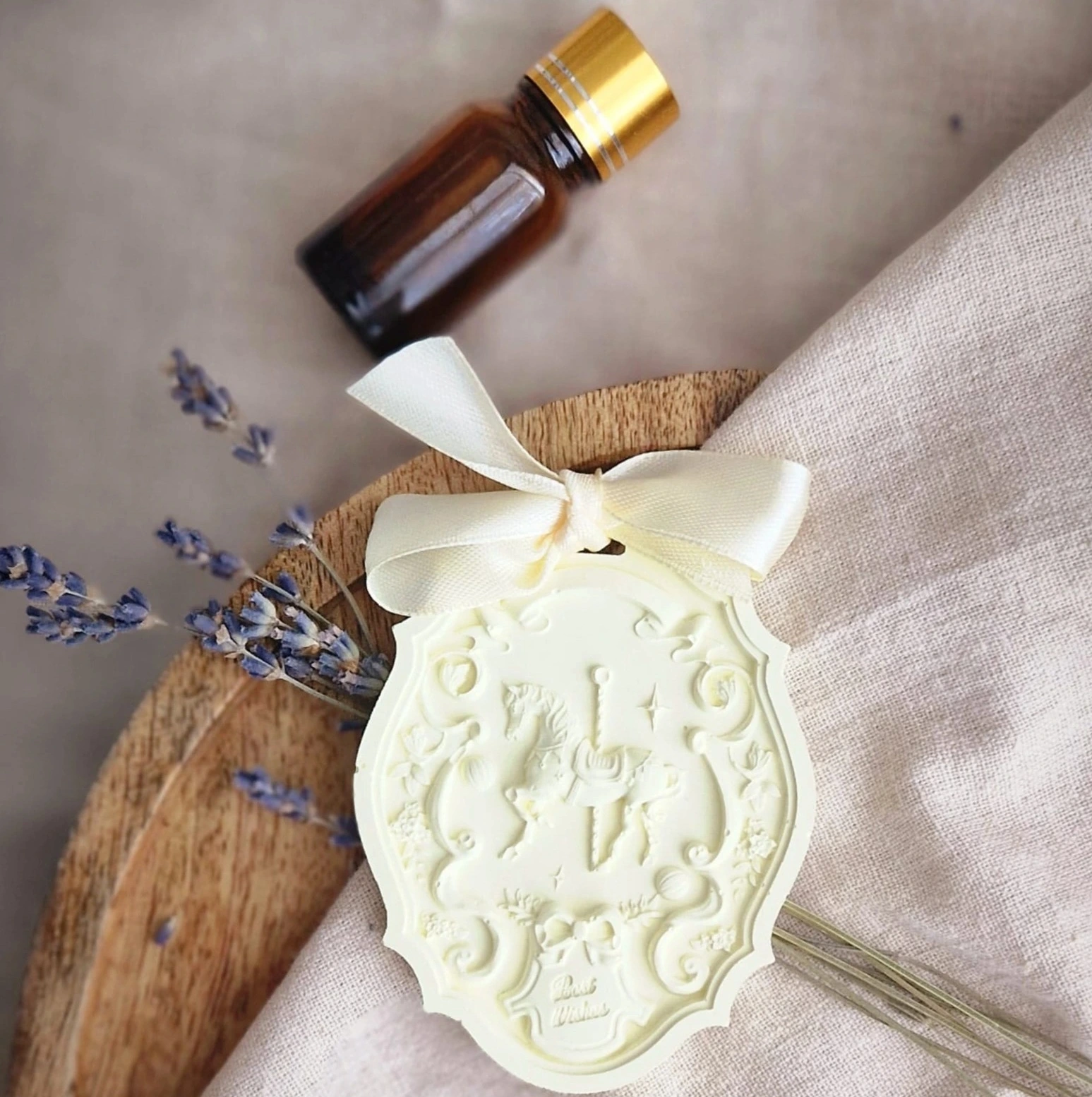 Odorizant de Dulap Ceramic „Carusel” – Floare de Tei