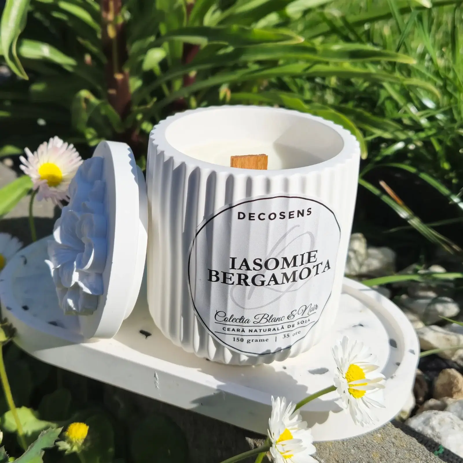Lumânare Parfumată „Iasomie - Bergamotă”  - Colectia Blanc & Noir - 150 gr. [2]