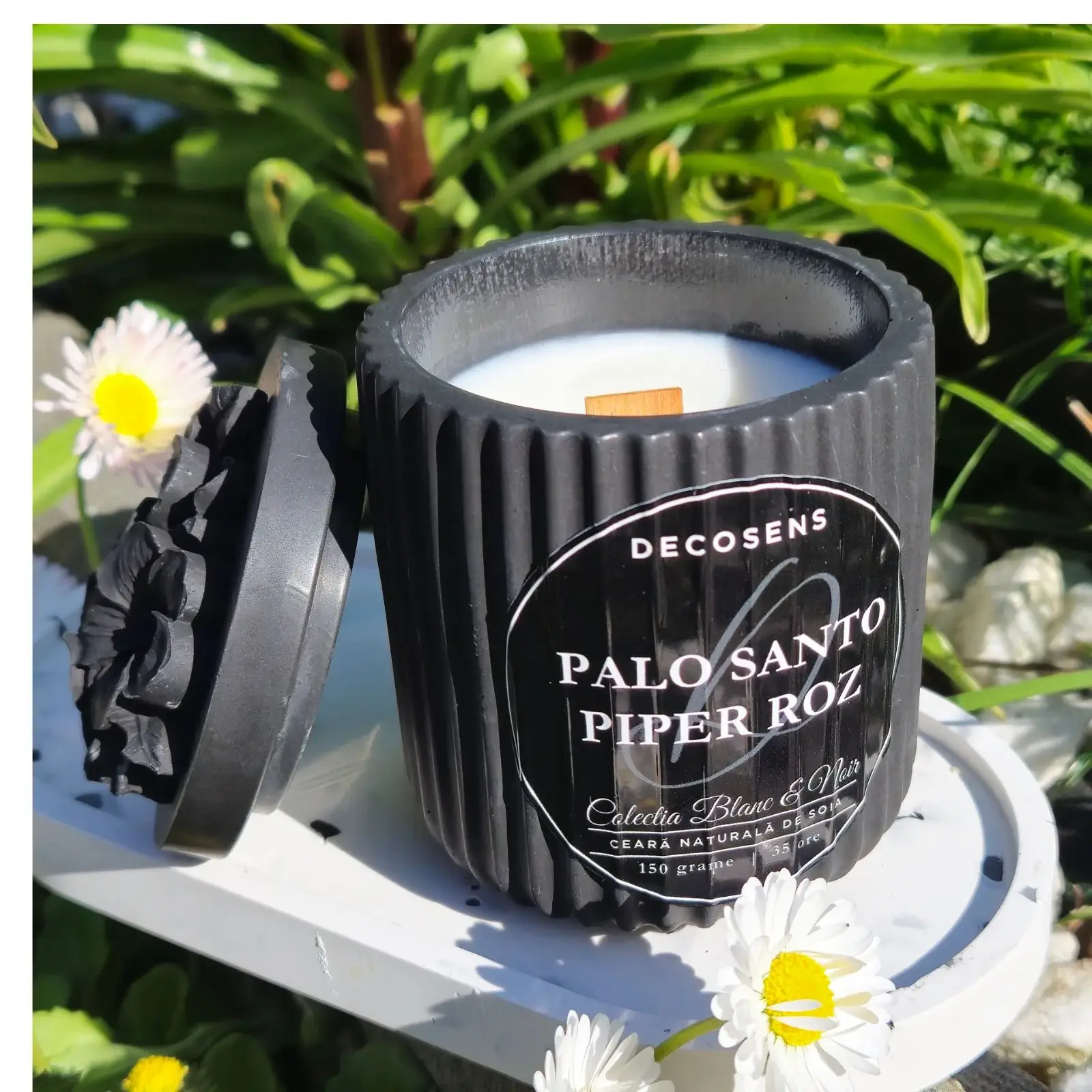 Lumanare parfumata Palo Santo - Piper roz - Colectia Blanc & Noir - 150 gr. [2]