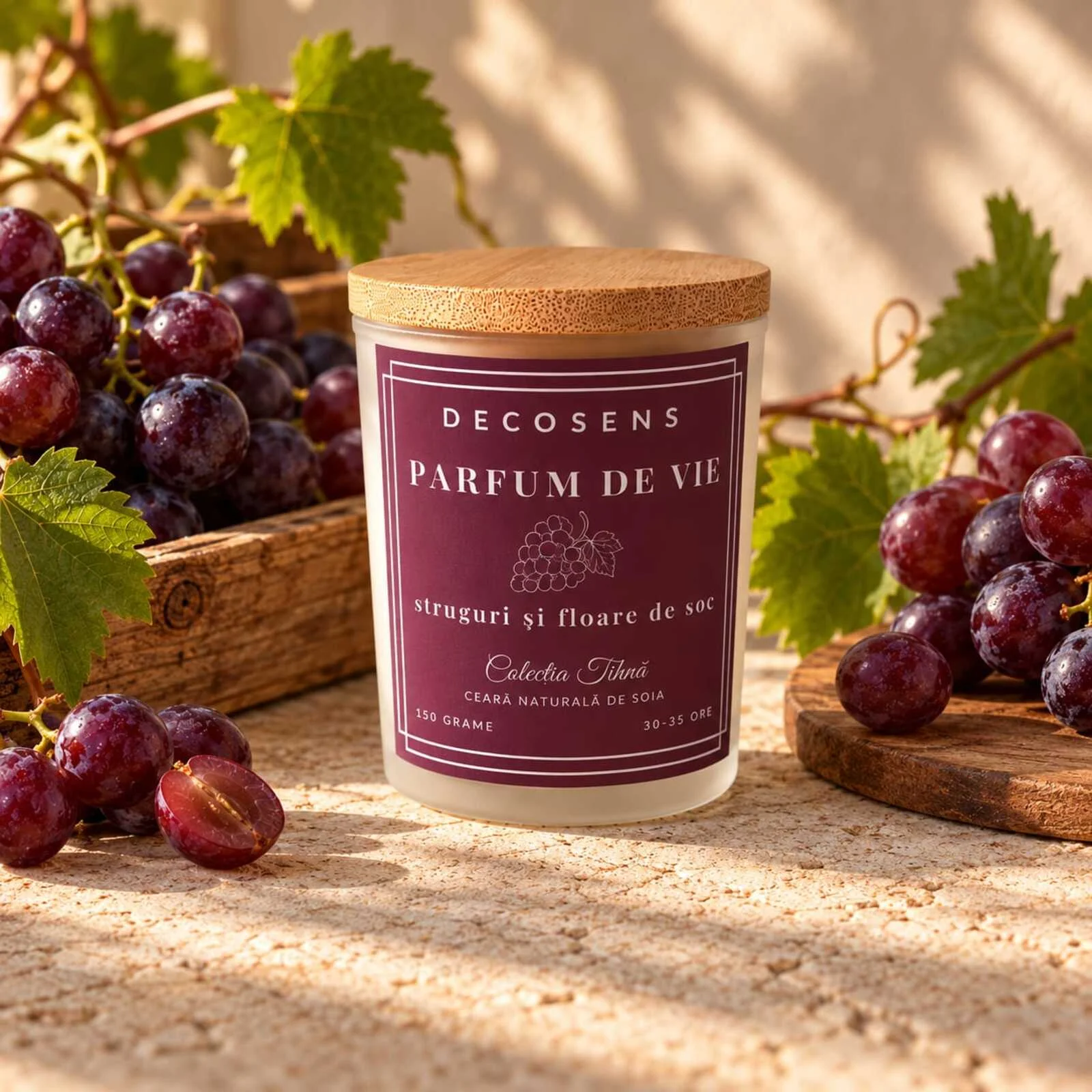 Lumânări parfumate și odorizante naturale pentru toamnă și iarnă - Lumânare parfumată Parfum de Vie - struguri și floare de soc - Colecția Tihnă - 150 gr.