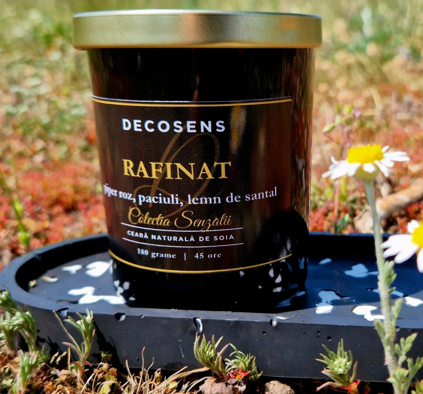 Lumanari Parfumate & Odorizante - Lumânarea parfumată Rafinat - piper roz, paciuli, lemn de santal - Colecția Senzații - 180 gr.