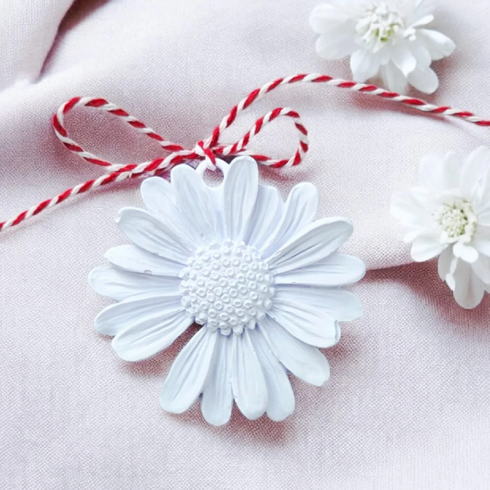 Odorizante din ceramica parfumata - odorizant-ceramic-pentru-dulap-floare-casmir