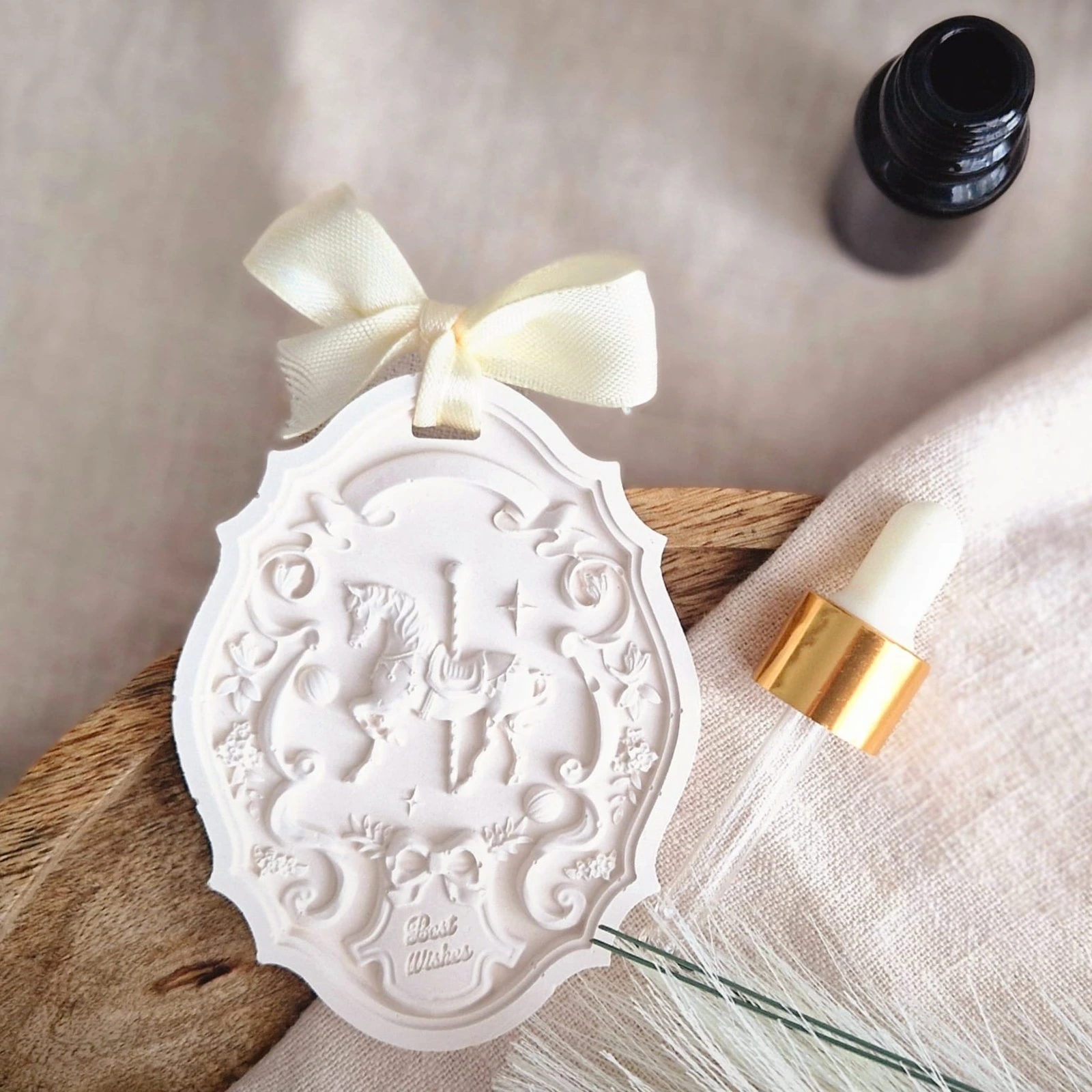 Odorizant de Dulap Ceramic „Carusel” – Floare de Tei [1]