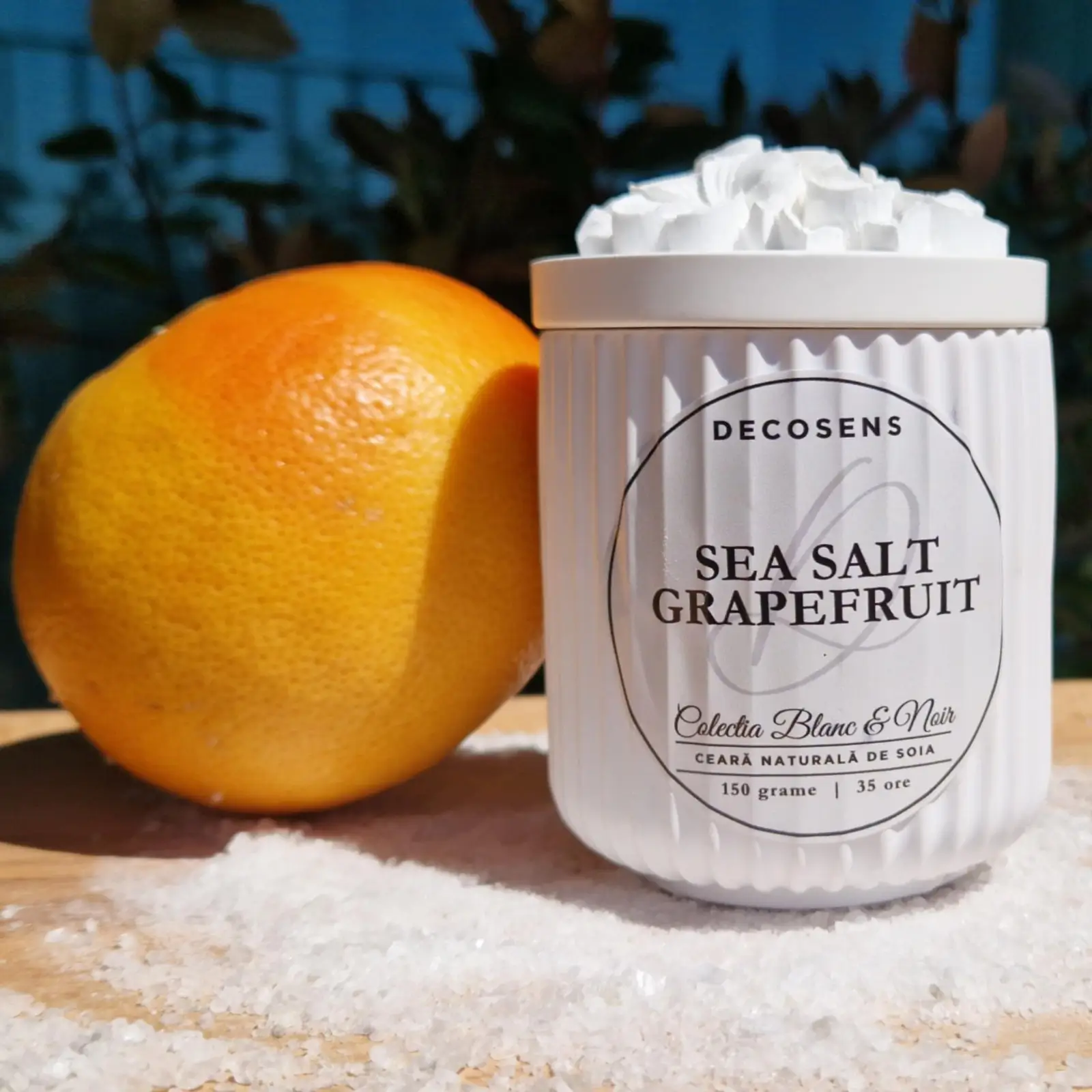 Lumanare parfumata „Sea Salt - Grapefruit”- Colectia Blanc & Noir - 150 gr. [1]