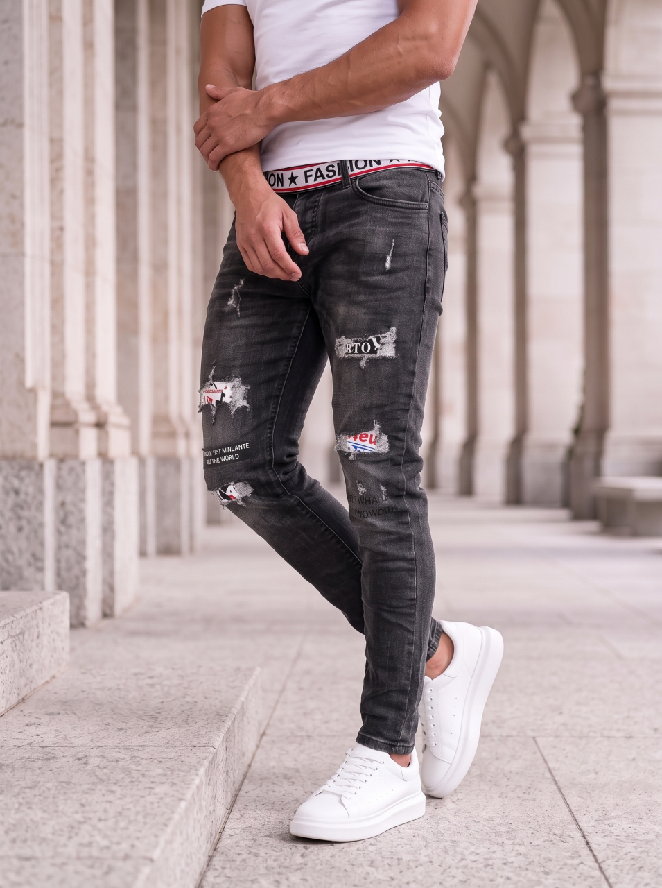 Blugi Slim Fit Negri cu Imprimeuri Fizze [3]