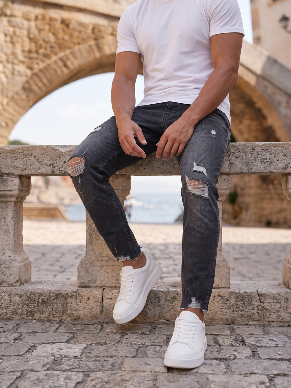 Blugi Slim Fit Denim Gri Antracit cu Tiv Nefinisat [2]