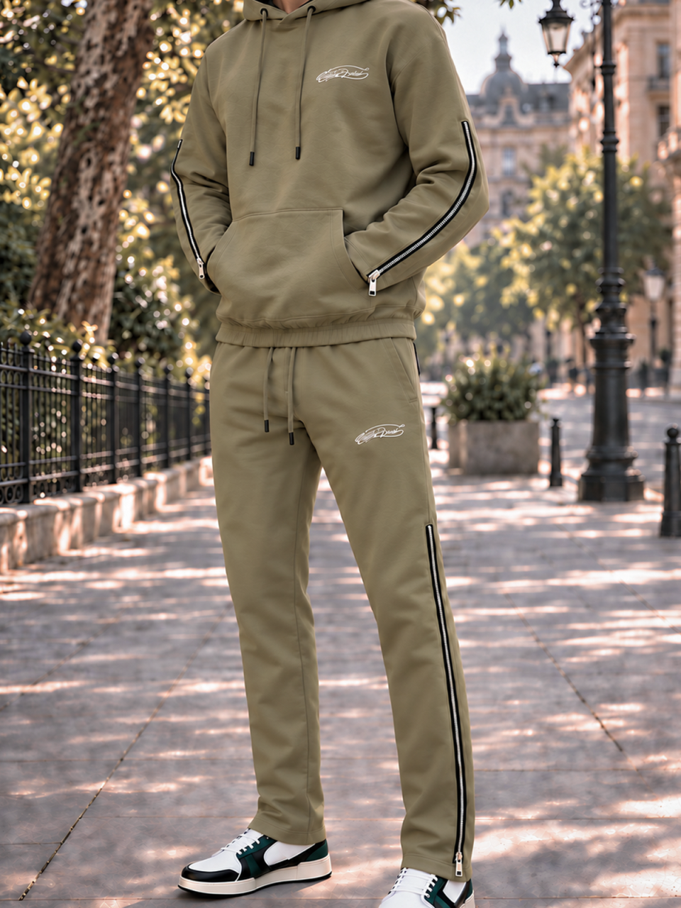eTrening-barbati-kaki-olive-hanorac-pantaloni-fermoare-functional [2]
