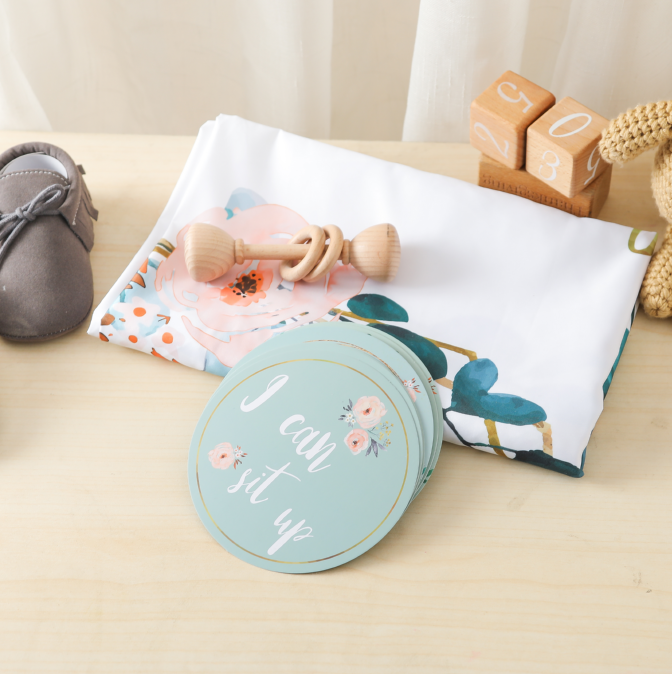 Set 17 plăcuțe foto lunare pentru bebeluși, design floral mint — carduri milestone rotunde pentru fotografii new-born, cadou de baby shower [4]