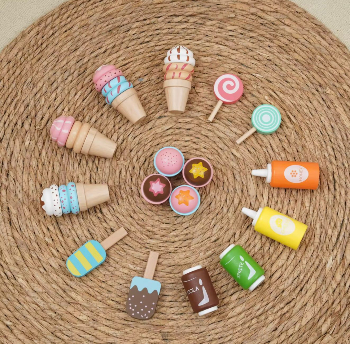 Set tonetă înghețată din lemn pentru copii, mobil pe roți, accesorii complete (conuri, cupete, bomboane, farfurii), rafturi și chiuvetă fictivă — joc de rol educativ pentru 3+ ani, vopsea non-toxic, d [5]