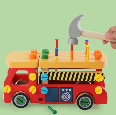 Jucărie educativă Montessori – Camion din lemn cu șuruburi și unelte pentru copii 2 ani + [2]