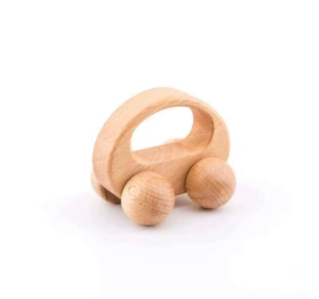 Masinuta de lemn 8,5x4 cm – jucărie clasică, netoxică, pentru copii  2+ ani