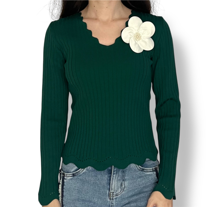 Bluză verde floare albă [1]