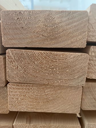 Lemn KVH, clasa C24 - Lemn KVH, C24 pentru construcții