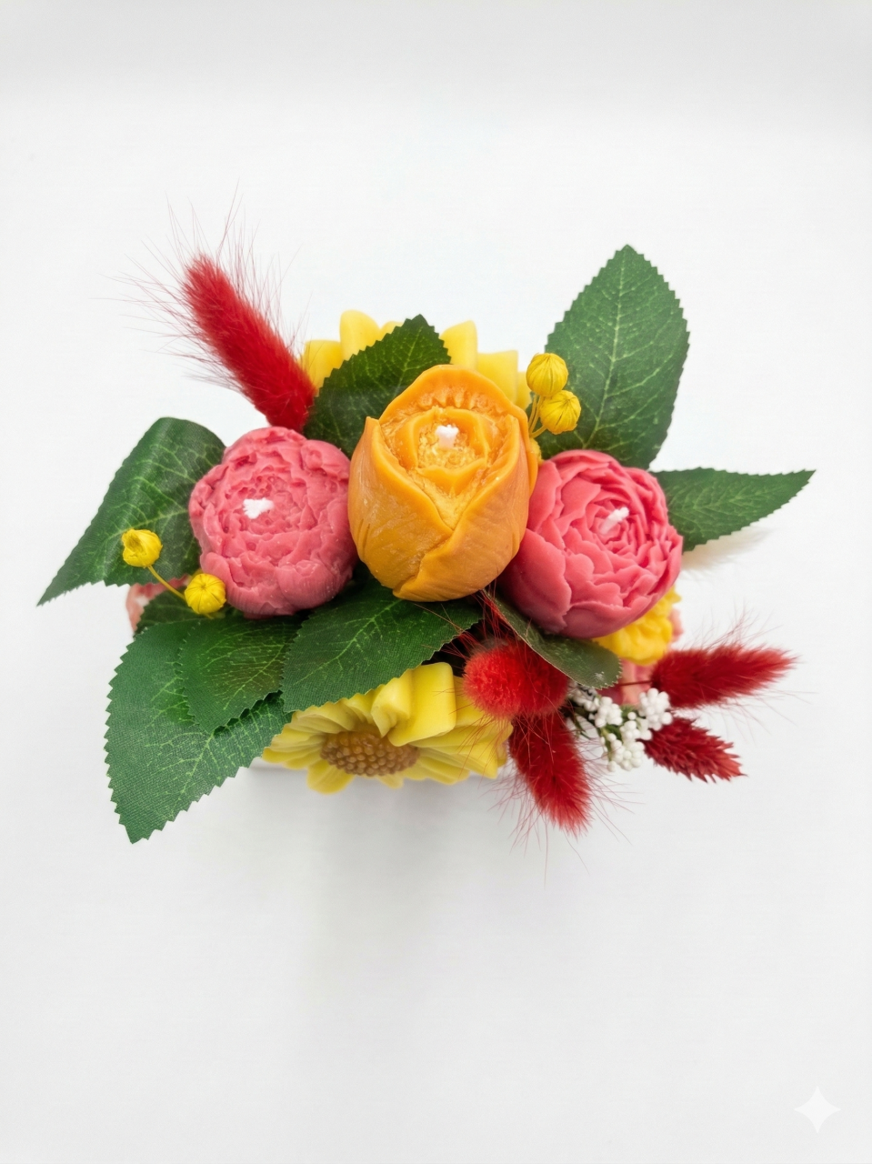 Aranjament floral gentuta cu funda alb-auriu si lumanare floarea-soarelui [5]