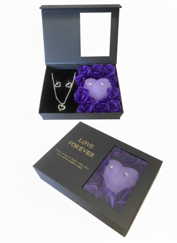 Set cadou Love Forever mov cu lumanare inima parfumata si bijuterii inima argintie 3 piese [5]