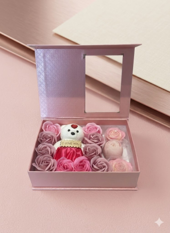 Set cadou Rose Symphony cu trandafiri de sapun ursulet si lumanari artizanale trandafir [2]