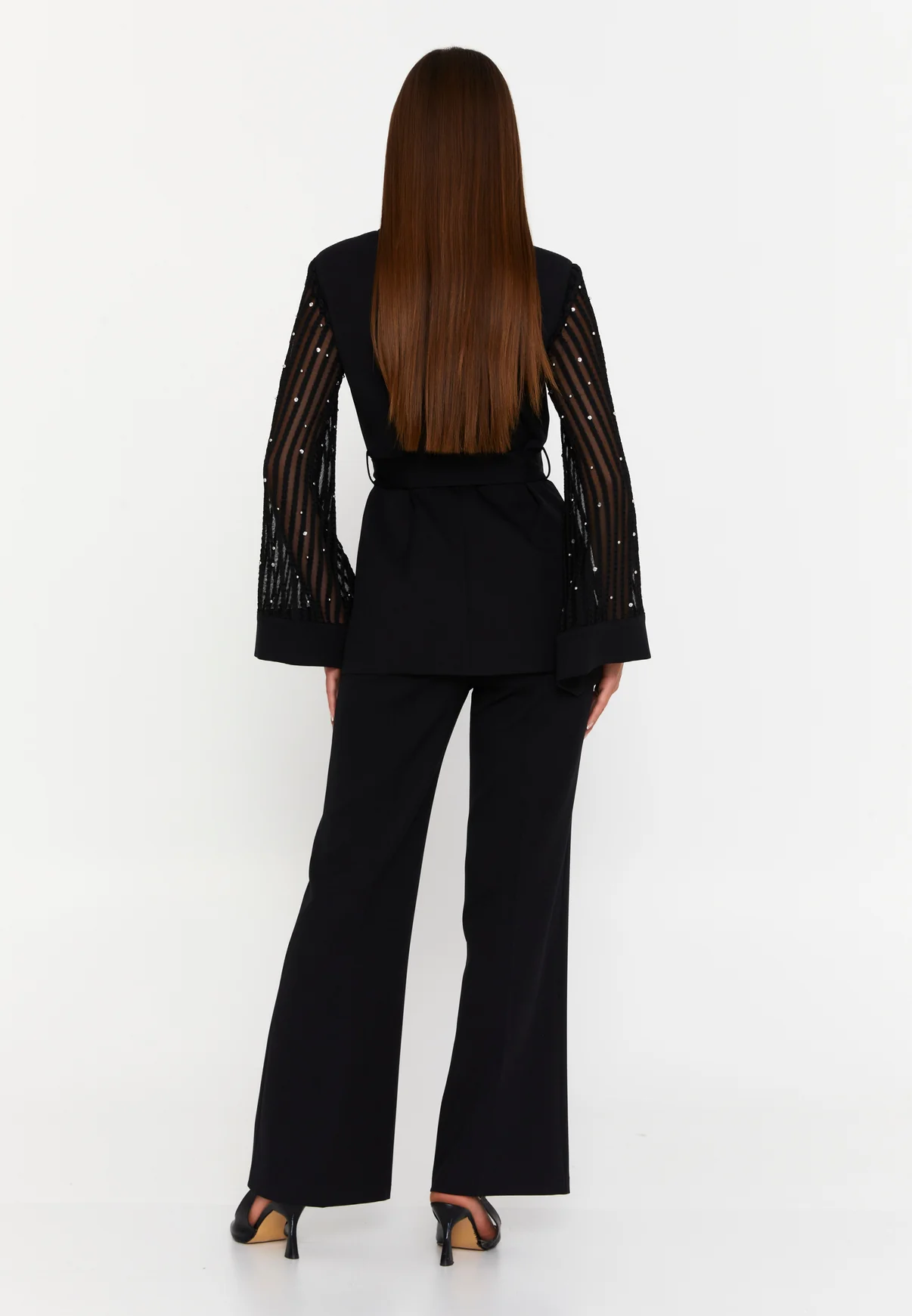 Costum Negru cu Sacou Kimono și Mâneci Sclipitoare [2]