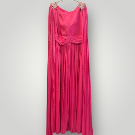 Rochia Fucsia cu Capă Vaporosă și Decolteu Împodobit [3]