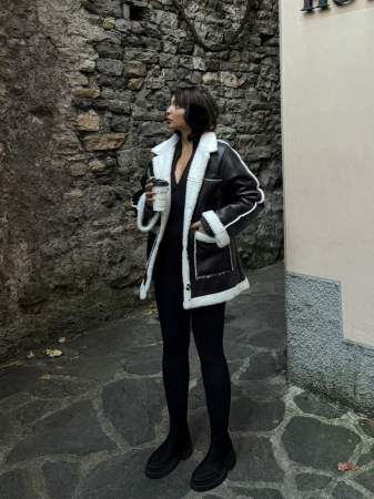 Jachete Damă - Jachetă din Piele Ecologică cu Blaniță Contrastanată - Negru/Alb