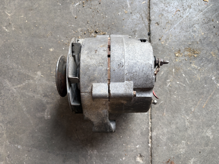 Alternator Delco Remy [2]