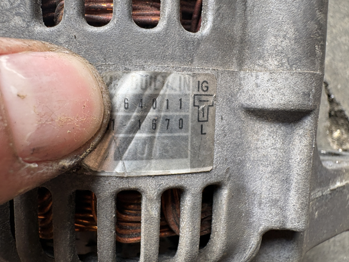 Alternator Denso 64011-670 [4]