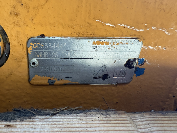 Ansamblu cutie de transfer cu hidromotor Mannesmann Rexroth 00533444 [2]
