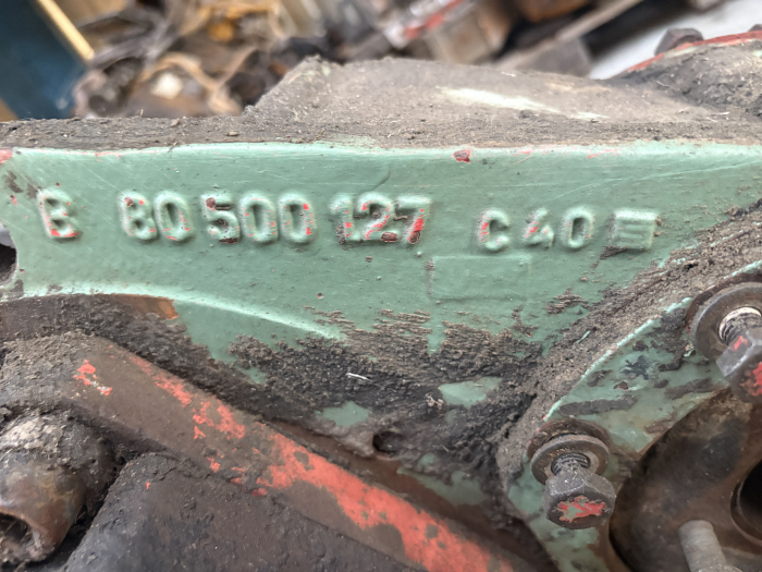 Ansamblu cutie de transfer cu hidromotor Volvo 80500127C40 [4]