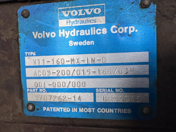 Ansamblu cutie de transfer cu hidromotor Volvo 80500127C40 [3]