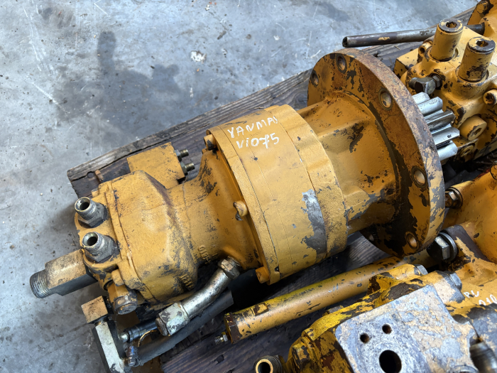 Ansamblu reductor cu hidromotor rotire Yanmar VIO75 [3]