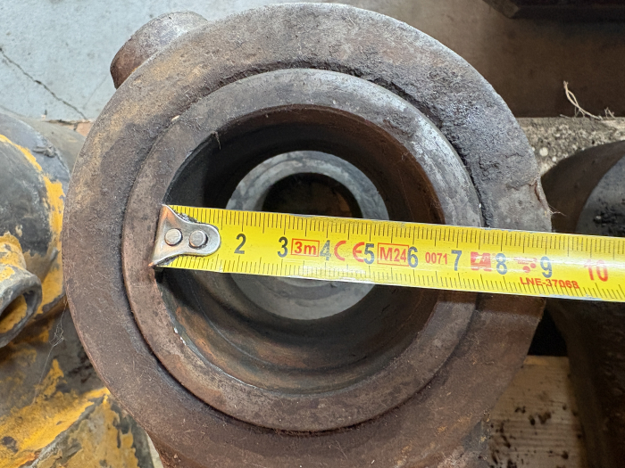 Articulație tip H diametru exterior 90,65mm, lungime 670mm, lățime 285mm [4]