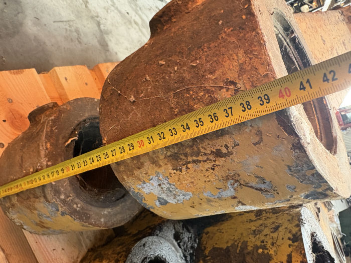 Articulație tip H, diametru interior 105.85mm, lungime 820mm, lățime 520,400mm [6]