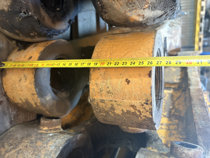 Articulație tip H, diametru interior 70, 90mm, lungime 700mm, lățime 315, 265mm - Volvo L700 [5]
