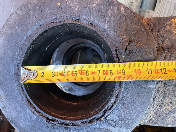 Articulație tip H diametru interior 80,85mm, lungime 705mm, lățime 300mm [4]