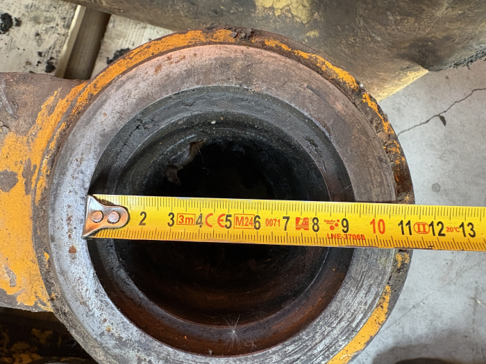 Articulație tip H diametru interior 80,85mm, lungime 705mm, lățime 300mm [3]