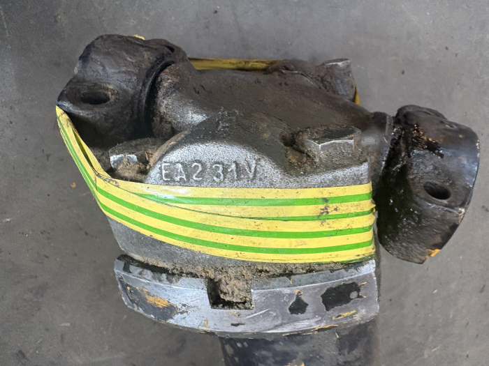 Ax cardanic EA231V [5]