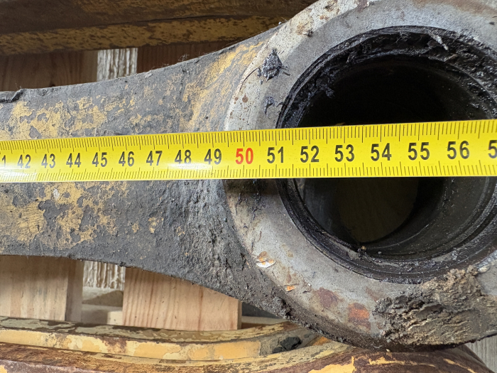 Bielă prindere cupă 3207-2392, diametru interior 70mm, lungime 680mm, interax 510mm [3]