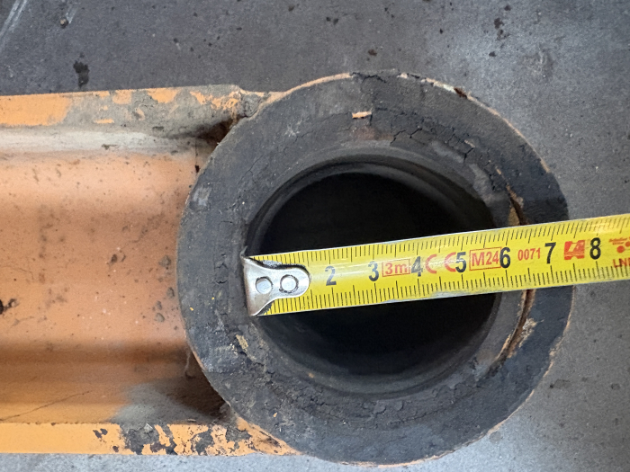 Bielă prindere cupă, diametru interior 60,40mm, lungime 885mm, lățime 105,85mm [2]