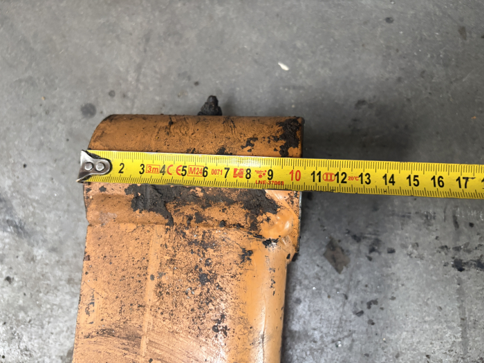 Bielă prindere cupă, diametru interior 60,40mm, lungime 885mm, lățime 105,85mm [4]