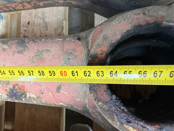 Bielă prindere cupă, diametru interior 70mm, lungime 780mm, interax 630mm [3]