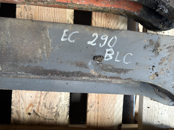 Bielă prindere cupă Volvo diametru interior 90mm, lungime 815mm, interax 650mm - Volvo EC290BLC [5]
