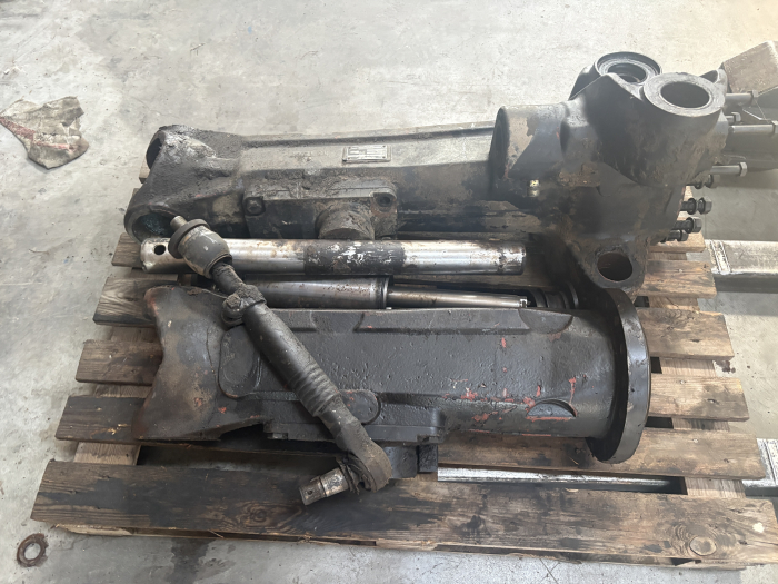 Carcasă punte Caterpillar APL-B745/P4 [6]