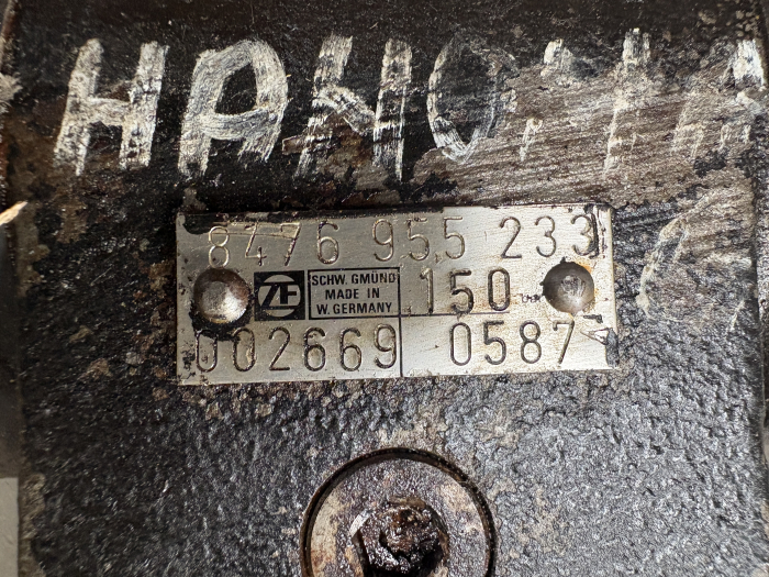 Casetă servodirecție ZF 8476 955 233 - Hanomag [4]