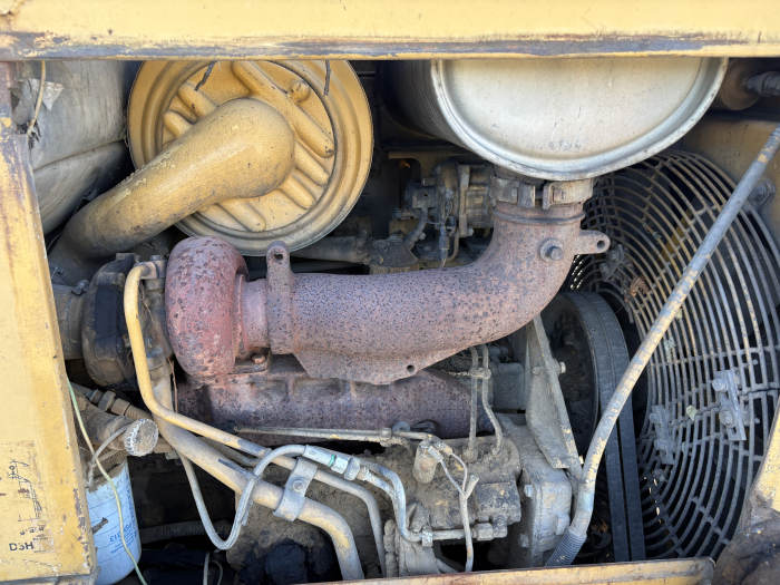 Caterpillar D5H LGP Series 2 cu motor Caterpillar 3304 - Dezmembrări [4]