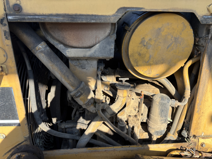 Caterpillar D5H LGP Series 2 cu motor Caterpillar 3304 - Dezmembrări [5]