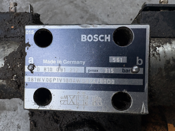 Distribuitor hidraulic Bosch 0 810 091 212 - 1 secție [2]
