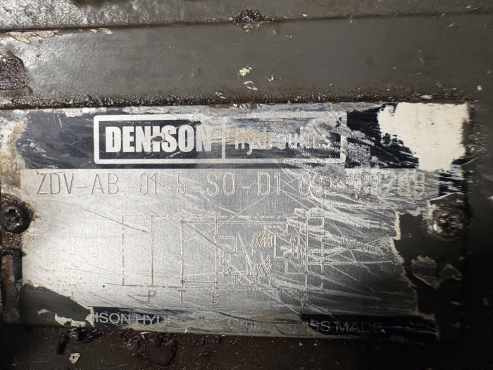Distribuitor hidraulic Denison Hydraulics ZDV-AB-01-5-S0-D1 [2]